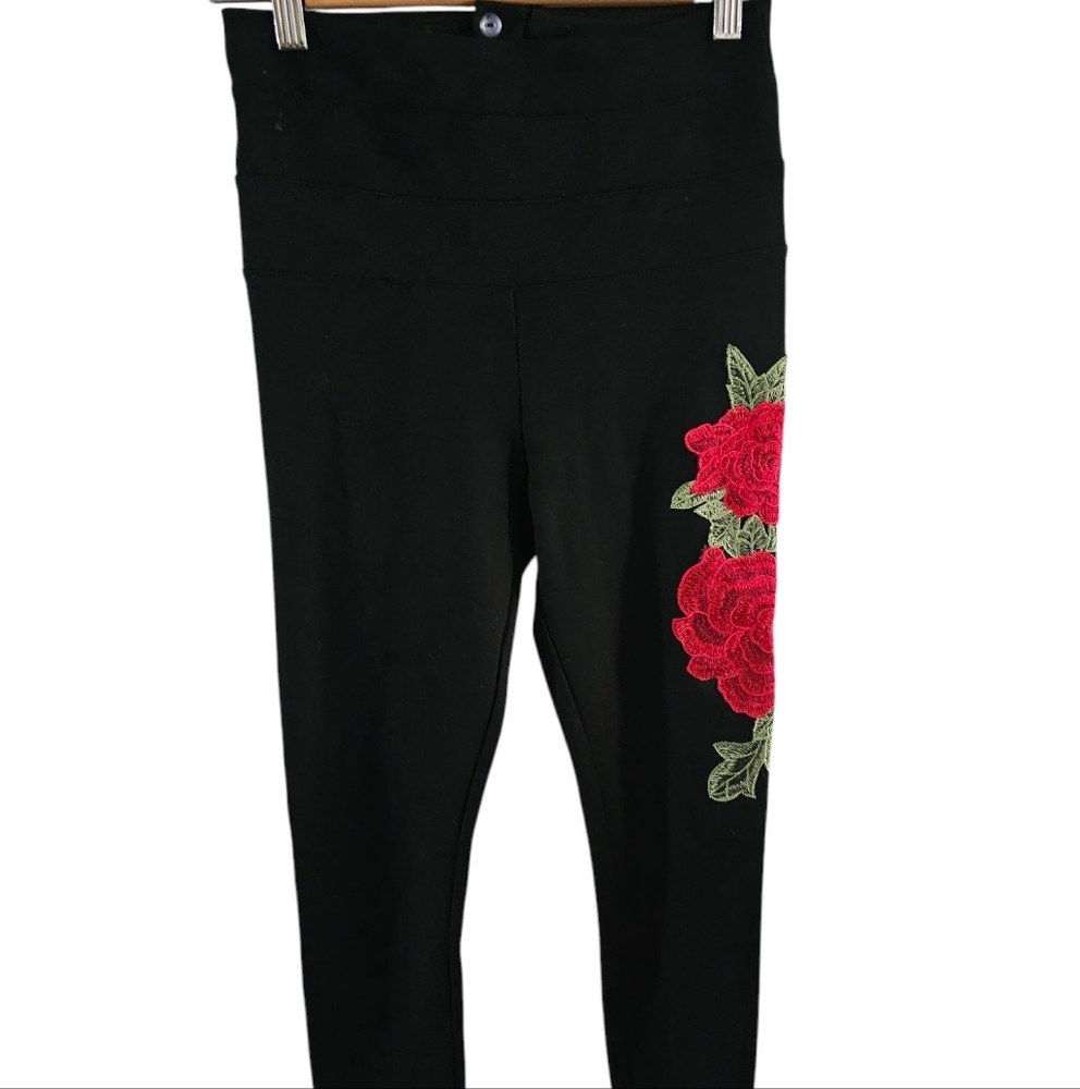 Bebe Black Leggings With Floral Embroidery Size XXS